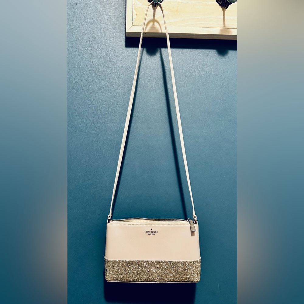 Kate Spade Crossbody Bag Elegant Minimalist Design